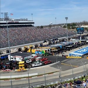 Meet your Posher, Holly